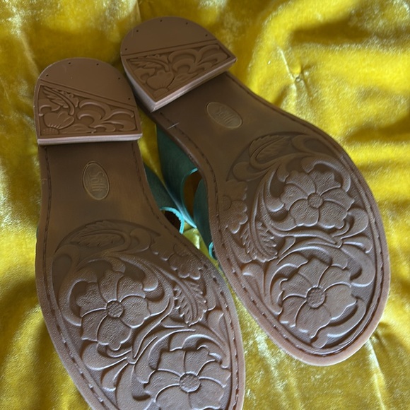 New no tags Sofft leather women’s sandals size 8.5 40 - Picture 3 of 6